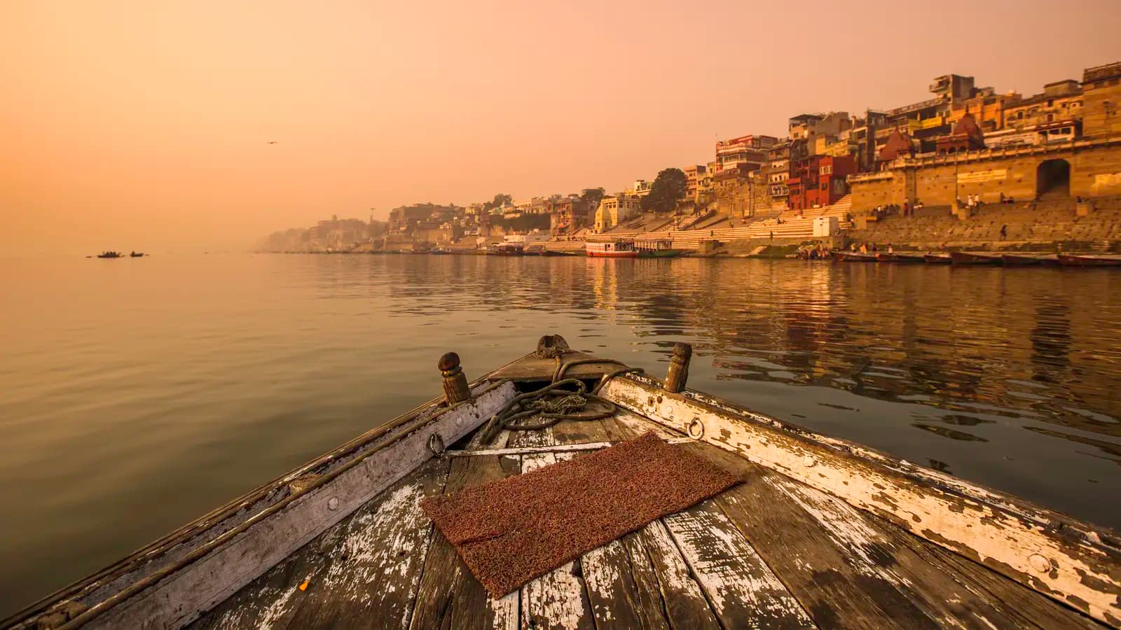 Banner image of India’s Golden Triangle: Taj Mahal to the Ganges