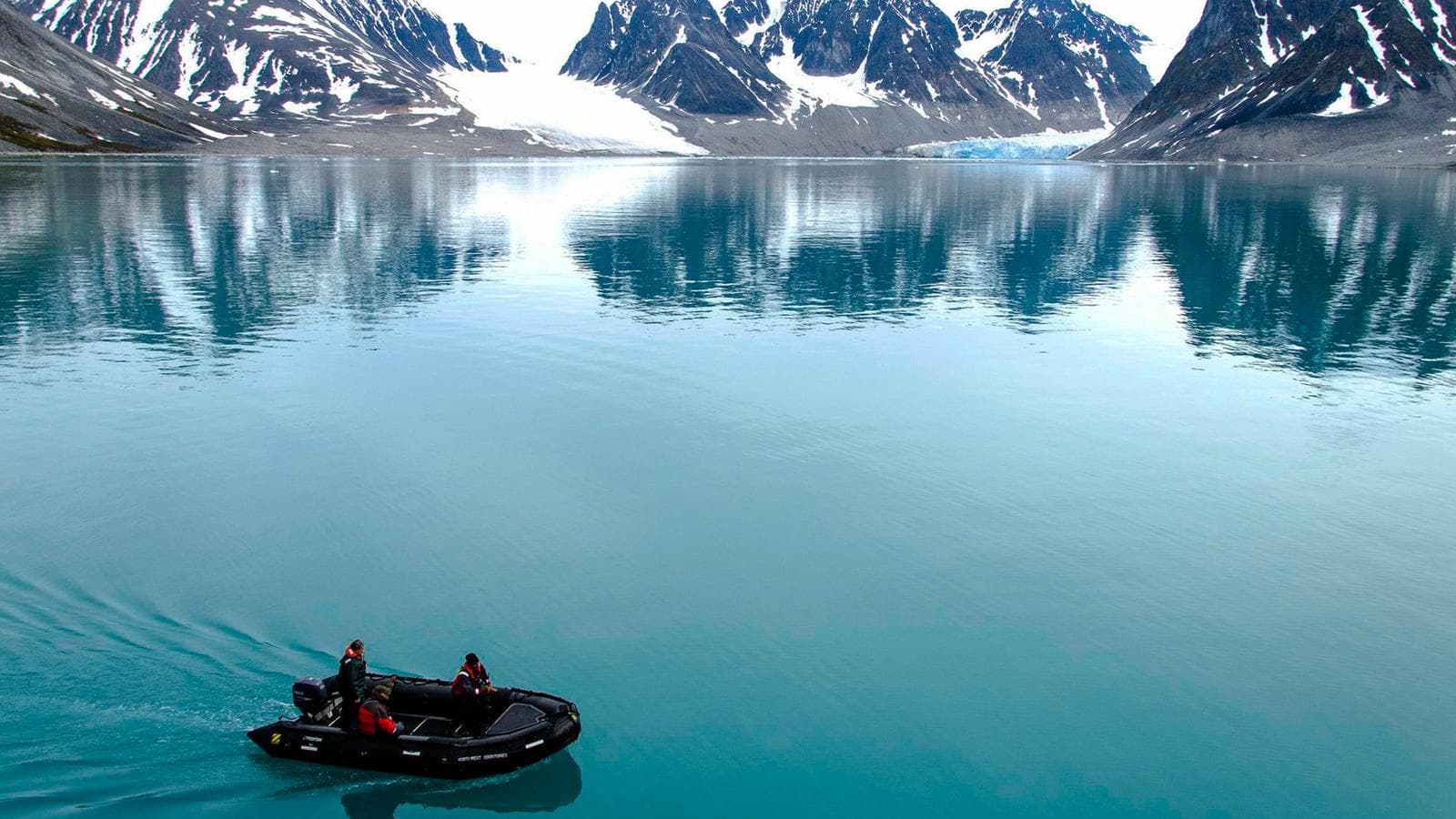 Banner image of Norwegian Fjords and Realm of the Polar Bear