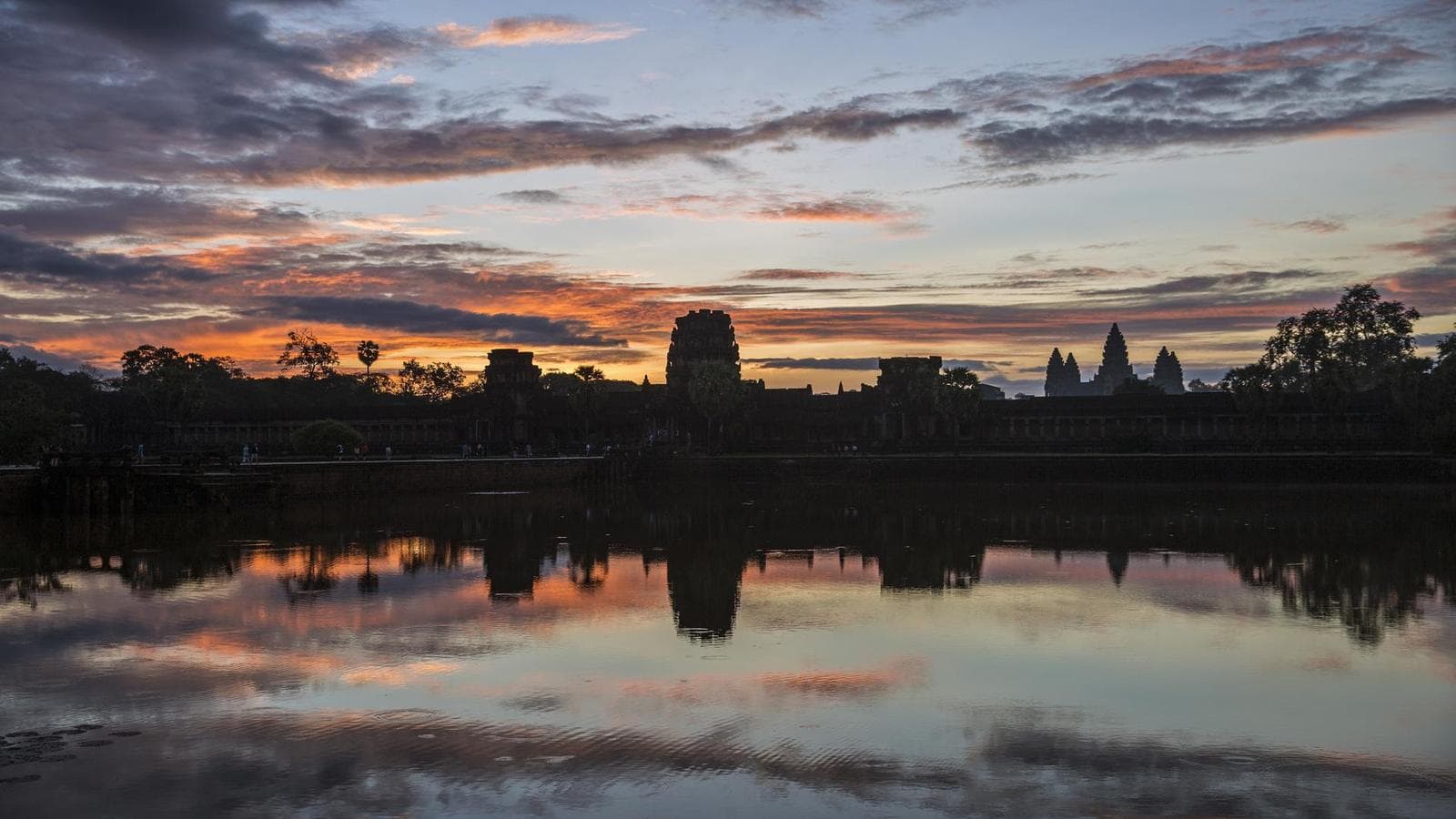 Banner image of Southeast Asia: Bangkok, Laos & The Cardamom Mountains