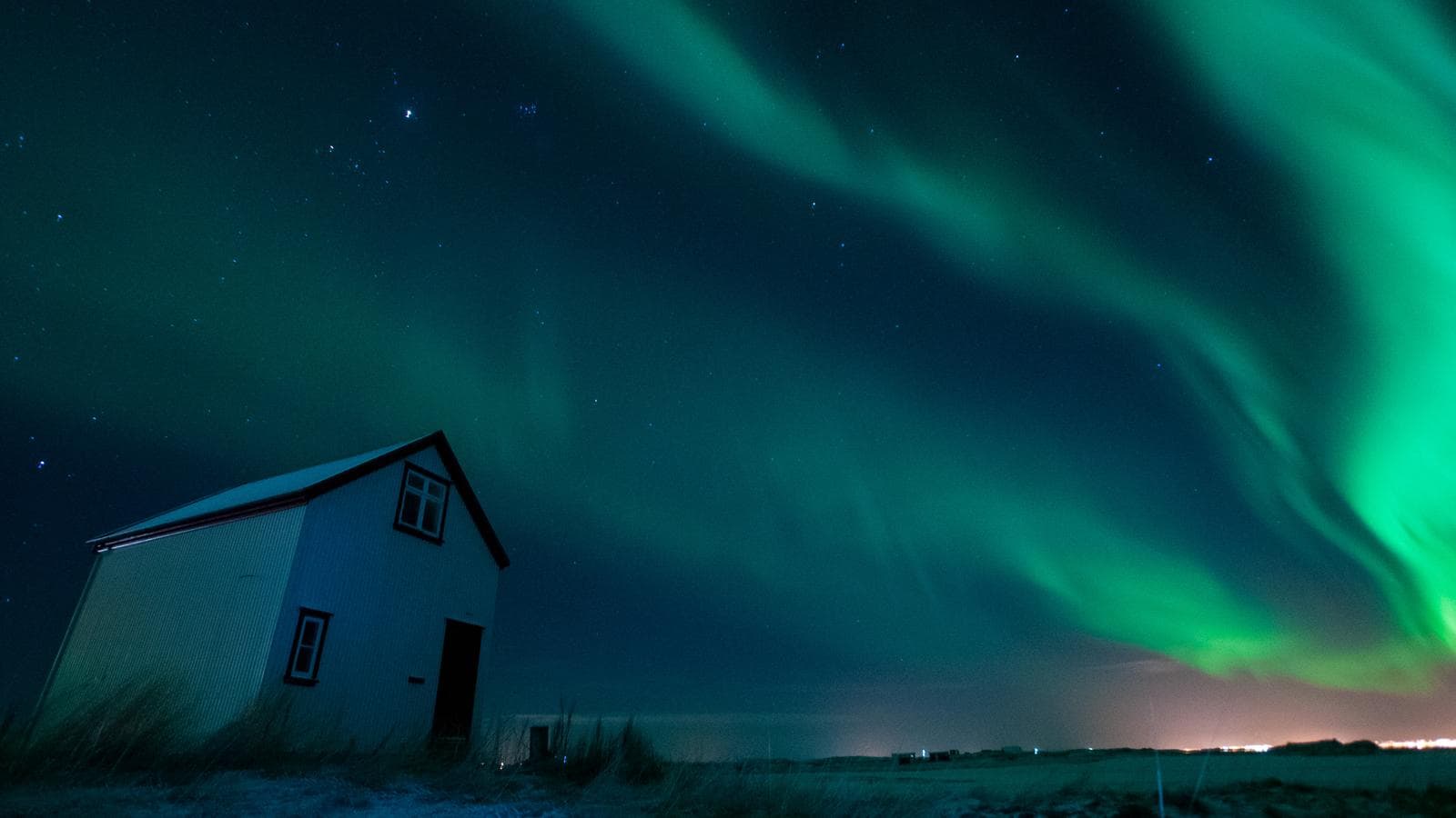 Banner image of Iceland Northern Lights & Golden Circle — Plus