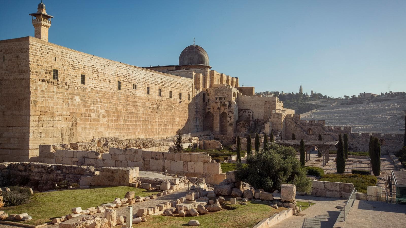 Banner image of Israel and Jordan Uncovered