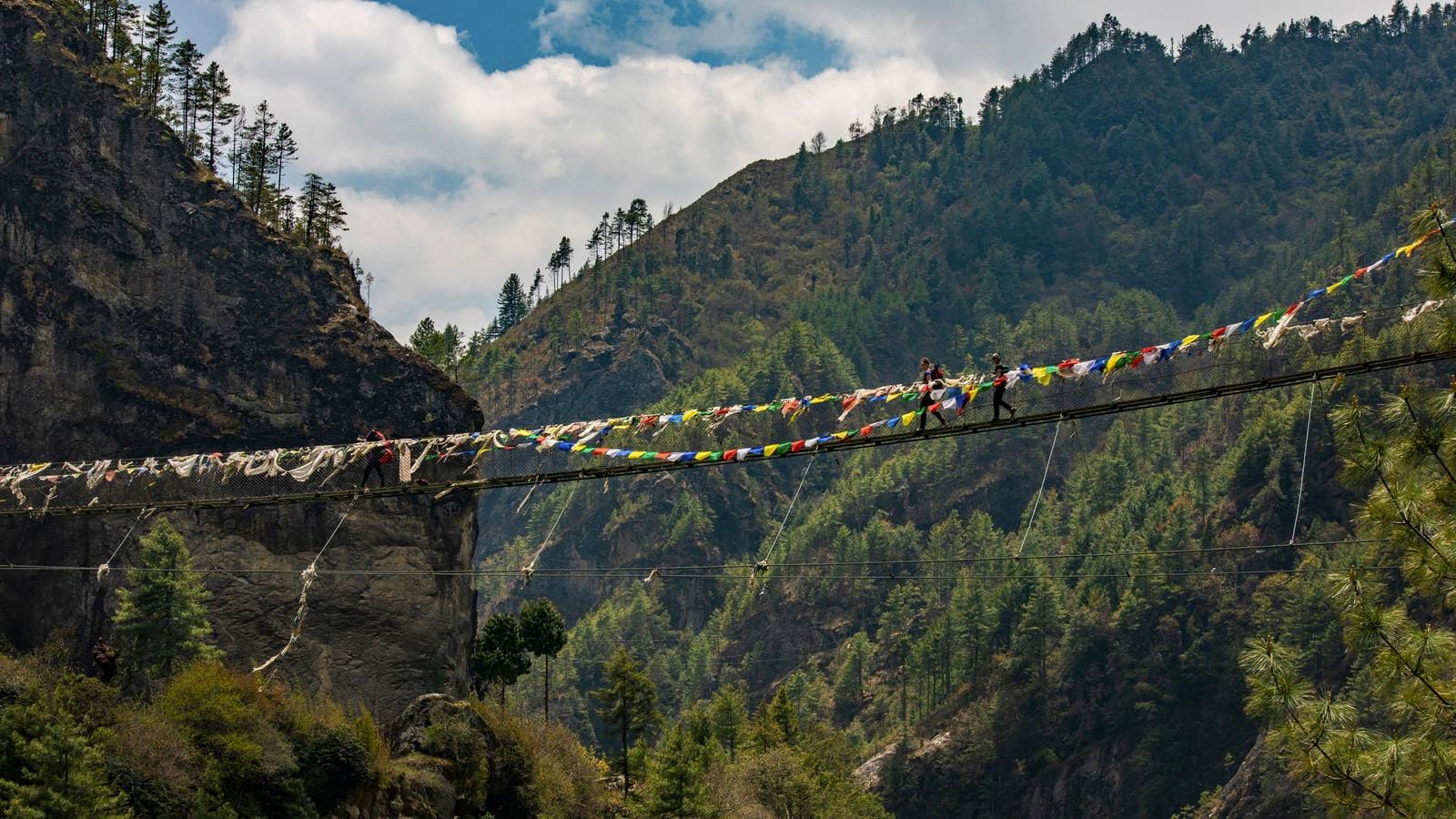 Banner image of Nepal: Annapurna Hiking, Rafting and Chitwan National Park