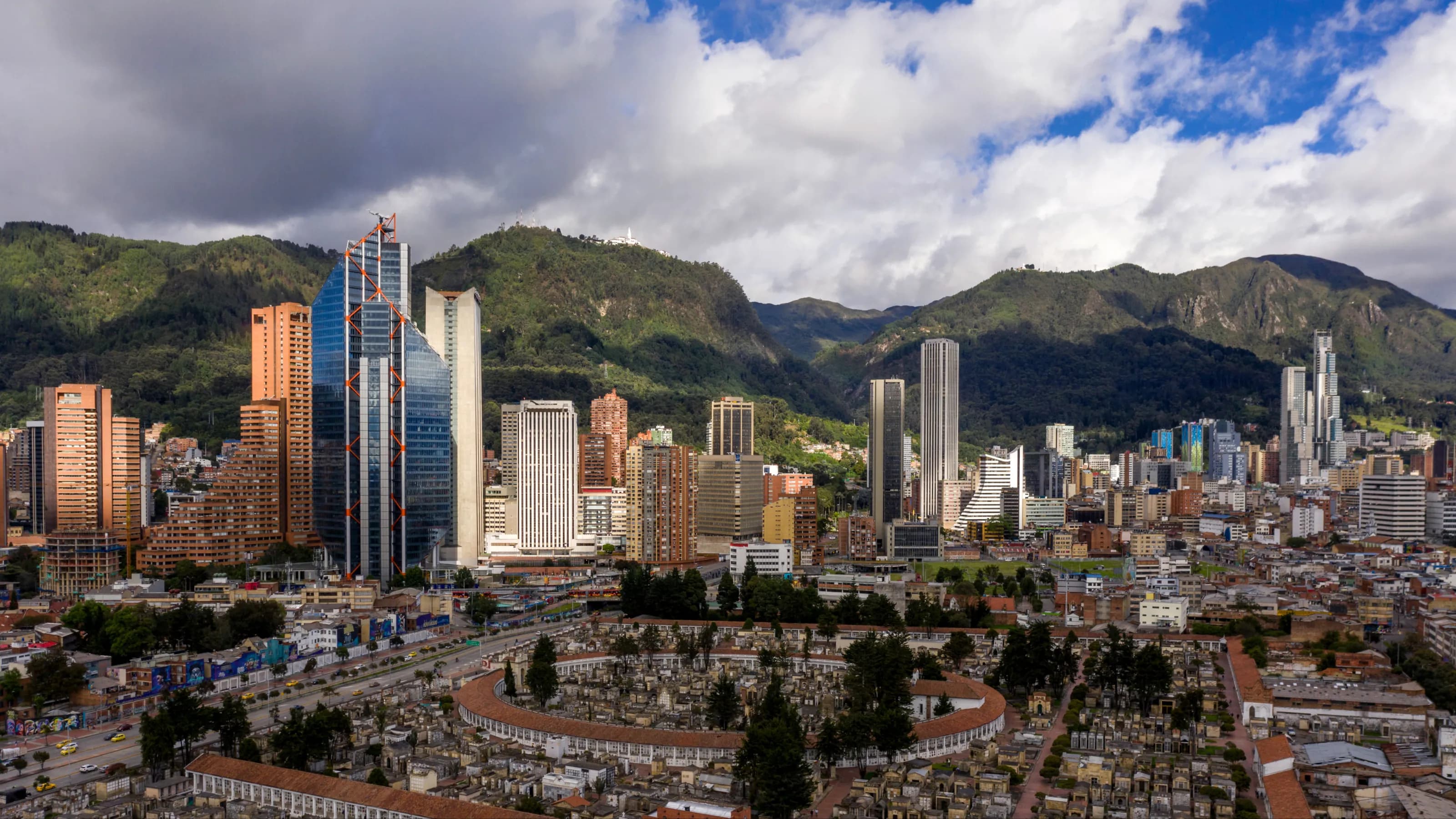 Top 17 things to do, see, eat, and drink in Bogotá