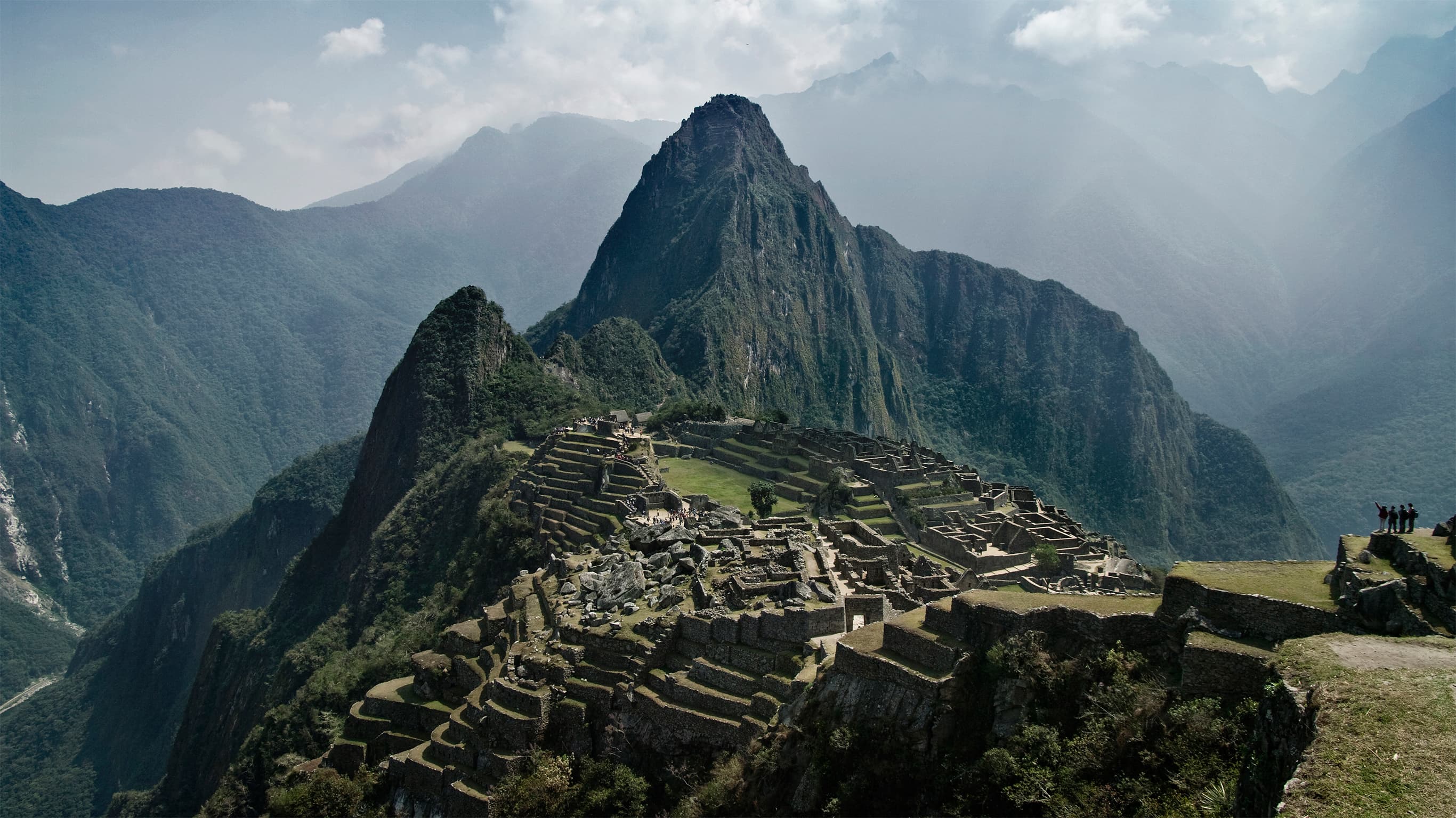 Reaching Machu Picchu: The Inca Trail or Lares Trek?