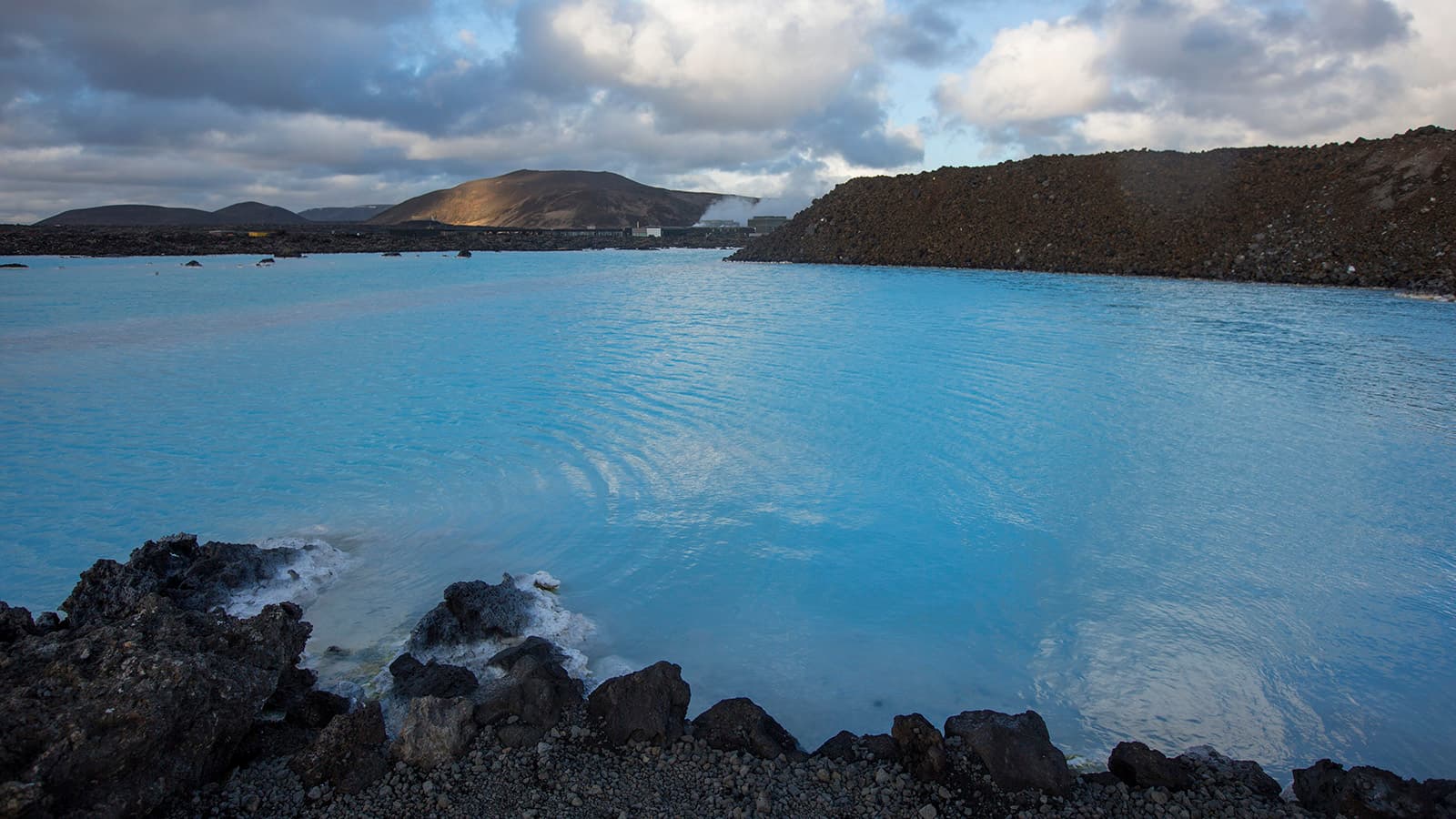 What to see, do, and eat on a Reykjavik stopover