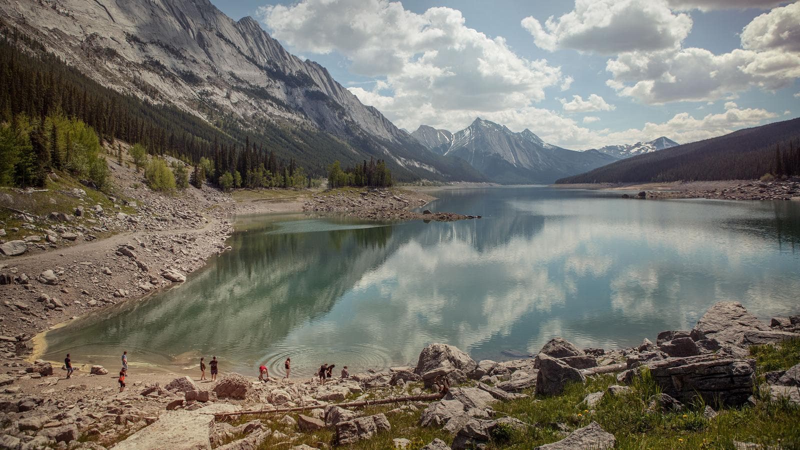 Banner image of Canadian Rockies: National Parks Westbound