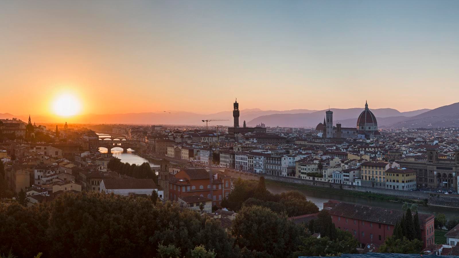 Banner image of European Trail: Capitals & Cafés