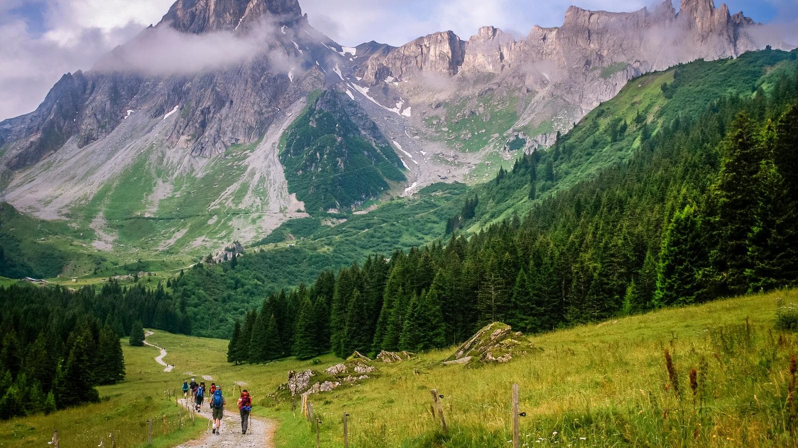 Banner image of Mont Blanc Explorer