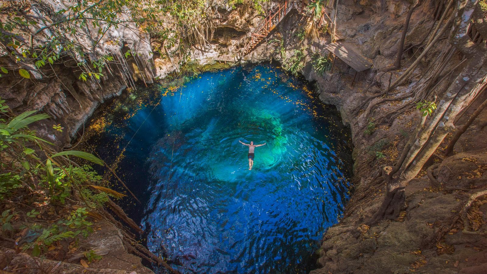Banner image of Yucatan & Cancún: Merida, Mayan Ruins, & Beachside Livin'