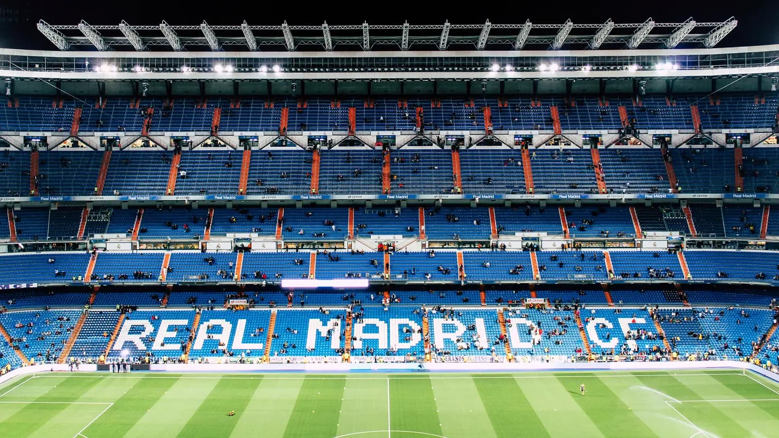 Banner image of Real Madrid: Pitch to Plaza