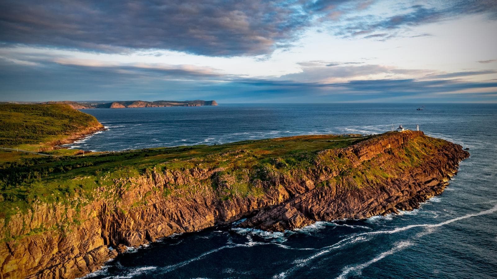 Banner image of Eastern Canada: Highlights of the Maritimes & Newfoundland