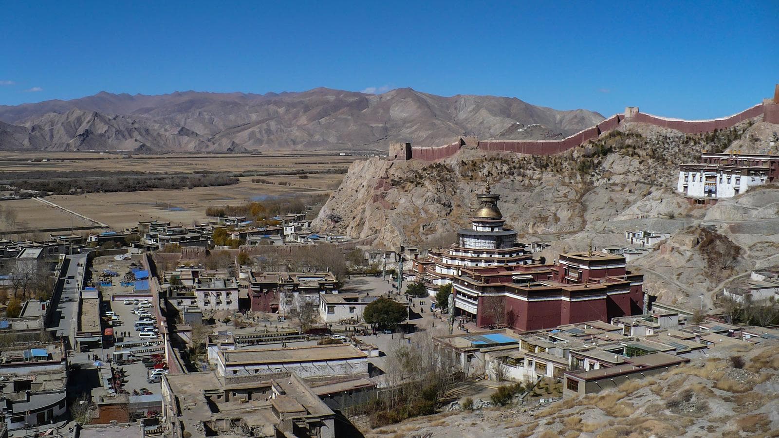Banner image of Essential Tibet