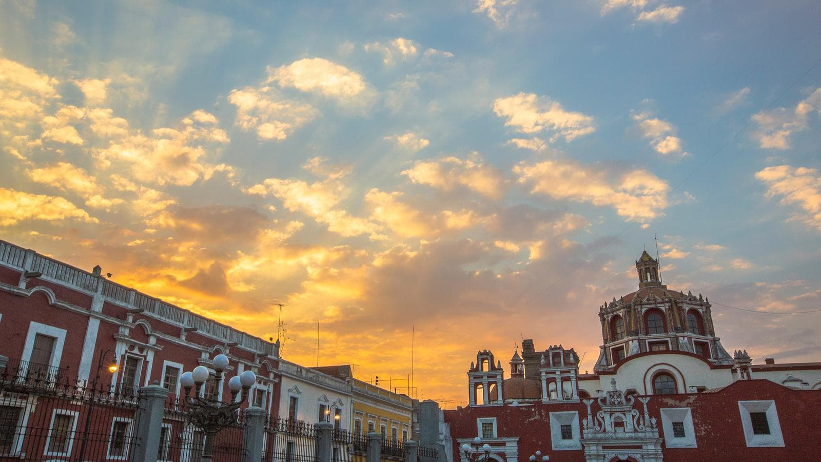 Banner image of Mexico: Cities, Cuisine & Ruins
