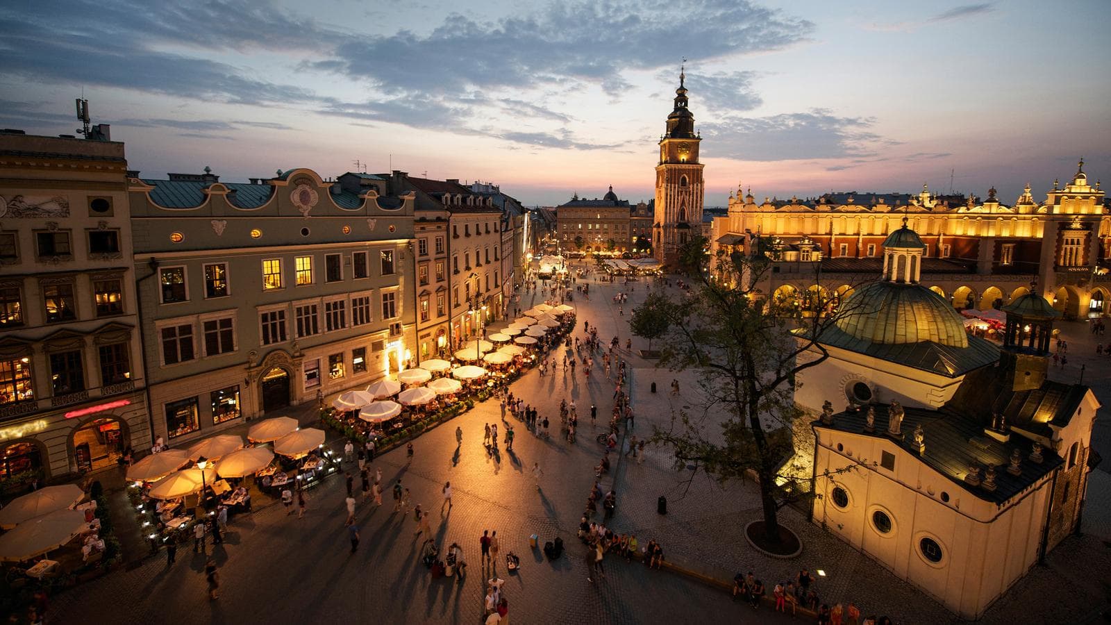 Banner image of Classic Poland: Warsaw to Krakow
