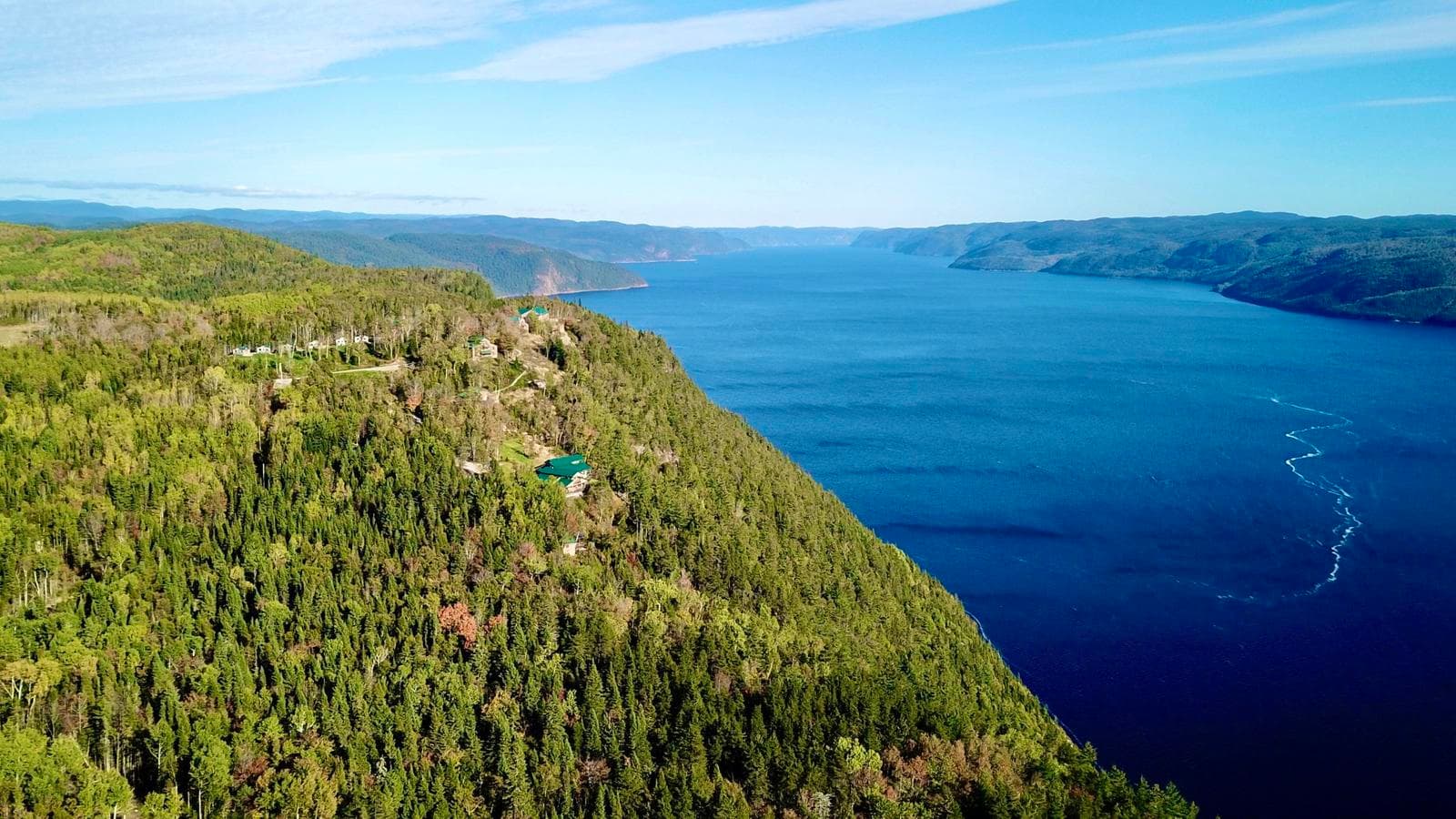Banner image of Northern Quebec: Summer Lodge Escape
